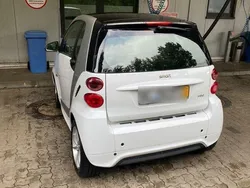 Weiß Gebraucht 2012 Smart ForTwo Coupé Passion Kleinwagen | 5.799 € (Fairer Preis)