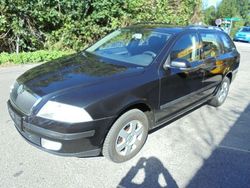 Schwarz Gebraucht 2008 Skoda Octavia Ambiente Kombi | 2.990 € (Etwas zu teuer)