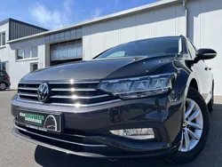Grau Gebraucht 2023 VW Passat Business Kombi | 25.860 € (Superpreis)
