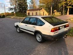Weiß Gebraucht 1986 VW Passat GT Limousine | 6.300 €