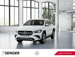 Weiß Gebraucht 2024 Mercedes GLA200 Progressive SUV | 42.490 € (Fairer Preis)