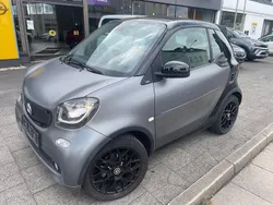 Schwarz Gebraucht 2017 Smart ForTwo Cabrio Prime Cabrio | 13.950 € (Guter Preis)