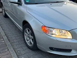 Grau Gebraucht 2009 Volvo S80 Limousine | 8.499 €