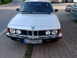 Silber Gebraucht 1986 BMW 732 Limousine | 17.500 €