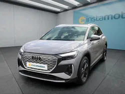 Grau Gebraucht 2022 Audi Q4 e-tron S-Line SUV | 31.499 € (Fairer Preis)