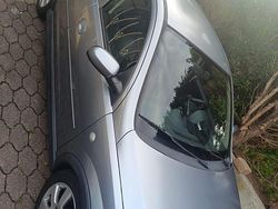 Silber Gebraucht 2006 Opel Corsa Kleinwagen | 1.000 €