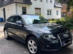 Grau Gebraucht 2009 Audi Q5 Comfort SUV | 11.000 € (Fairer Preis)