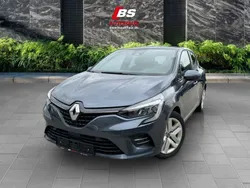 Unbekannt (metallic) Gebraucht 2021 Renault Clio V SE Kleinwagen | 10.999 € (Fairer Preis)