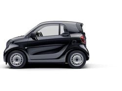 Schwarz Gebraucht 2022 Smart ForTwo Electric Drive | 10.690 € (Guter Preis)