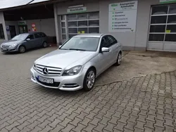 Iridiumsilber metalliclack Gebraucht 2012 Mercedes C250 Avantgarde Limousine | 11.390 € (Fairer Preis)