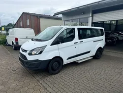 Weiß Gebraucht 2017 Ford Transit Kombi | 15.990 € (Guter Preis)