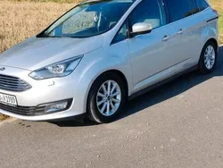 Grau Gebraucht 2018 Ford C-MAX Van / Kleinbus | 14.900 € (Fairer Preis)