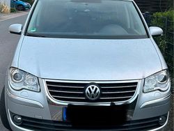Silber Gebraucht 2007 VW Touran Highline Van / Kleinbus | 4.500 € (Fairer Preis)