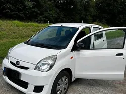 Weiß Gebraucht 2011 Daihatsu Cuore Kleinwagen | 4.750 € (Teuer)