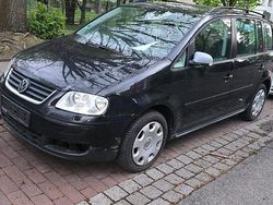 Schwarz Gebraucht 2006 VW Touran Van / Kleinbus | 1.700 € (Superpreis)