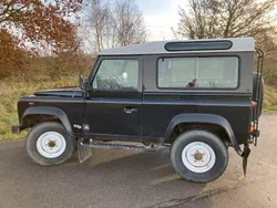 Schwarz Gebraucht 1999 Land Rover Defender SUV | 14.700 € (Fairer Preis)