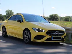 Gelb Gebraucht 2020 Mercedes CLA250 AMG line Limousine | 34.990 € (Teuer)