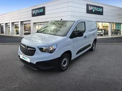 Weiß Gebraucht 2023 Opel Combo Basis Van / Kleinbus | 16.990 € (Fairer Preis)