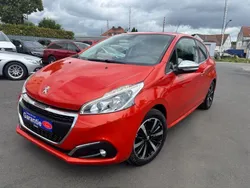 Orange Gebraucht 2017 Peugeot 208 Allure Kleinwagen | 8.599 € (Fairer Preis)