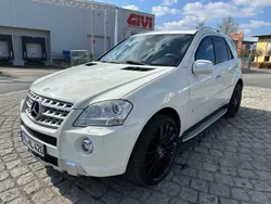 Weiß Gebraucht 2009 Mercedes ML420 SUV | 15.500 €