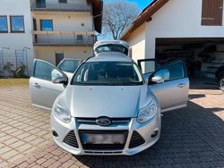 Silber Gebraucht 2012 Ford Focus Kombi | 3.300 € (Guter Preis)