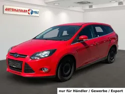 Rot Gebraucht 2012 Ford Focus Champions Edition Kombi | 5.199 € (Fairer Preis)
