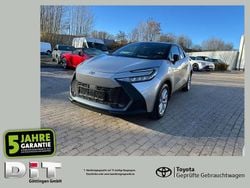 Silver metallic / black Gebraucht 2023 Toyota C-HR Team SUV | 28.990 € (Teuer)