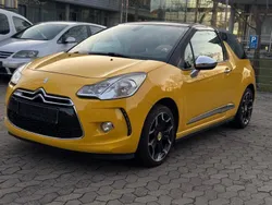 Gelb Gebraucht 2010 Citroën DS3 Limousine | 2.500 €
