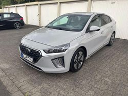Grau Gebraucht 2021 Hyundai Ioniq Kleinwagen | 17.700 € (Fairer Preis)