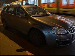 Grau Gebraucht 2008 VW Golf V Kombi | 2.750 € (Guter Preis)