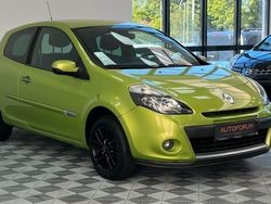 Grün Gebraucht 2009 Renault Clio III Dynamique Kleinwagen | 4.444 € (Etwas zu teuer)