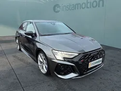 Grau Gebraucht 2024 Audi RS3 Sportback Sport Kleinwagen | 68.190 €