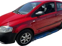 Rot Gebraucht 2008 VW Fox Kleinwagen | 859 € (Guter Preis)