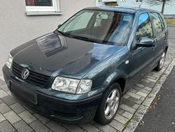 Grau Gebraucht 2002 VW Polo Kleinwagen | 700 € (Superpreis)
