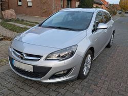 Silber Gebraucht 2013 Opel Astra Innovation Kombi | 3.350 € (Guter Preis)