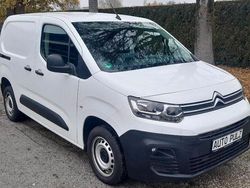 Weiß Gebraucht 2022 Citroën Berlingo Van / Kleinbus | 10.999 € (Guter Preis)