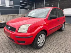 Rot Gebraucht 2004 Ford Fusion Limousine | 1.150 € (Guter Preis)