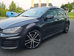 Grau Gebraucht 2015 VW Golf VII GTD Limousine | 10.200 € (Guter Preis)