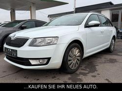 Weiß Gebraucht 2016 Skoda Octavia Ambition Kombi | 6.590 € (Guter Preis)