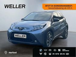 Celestite grey metallic/ dach mysticschwarz mica (grau) Neu 2025 Toyota Aygo Kleinwagen | 16.790 €