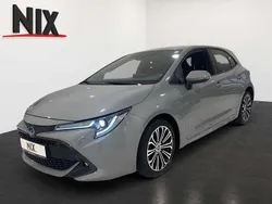 Manhattangrau metallic Gebraucht 2021 Toyota Corolla Team Limousine | 21.890 € (Fairer Preis)
