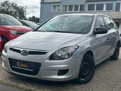 Silber Gebraucht 2008 Hyundai i30 Classic Limousine | 1.450 € (Guter Preis)