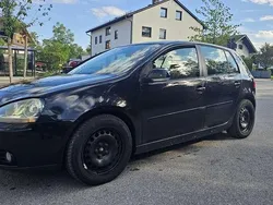 Schwarz Gebraucht 2004 VW Golf V Sportline Limousine | 1.999 € (Guter Preis)