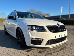 Weiß Gebraucht 2014 Skoda Octavia RS Kombi | 11.890 € (Superpreis)