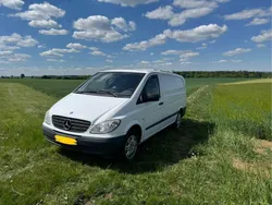 Weiß Gebraucht 2010 Mercedes Vito Van / Kleinbus | 15.500 €