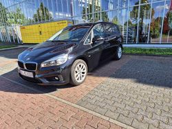 Schwarz Gebraucht 2017 BMW 220 Gran Tourer Sport Line Van / Kleinbus | 12.900 € (Fairer Preis)