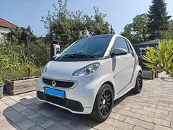 Weiß Gebraucht 2013 Smart ForTwo Electric Drive Coupé | 4.900 €