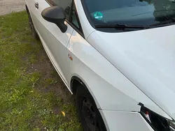 Weiß Gebraucht 2011 Seat Ibiza Kleinwagen | 1.400 € (Fairer Preis)