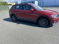 Dunkel rot Gebraucht 2017 VW Tiguan Comfortline SUV | 15.999 € (Fairer Preis)