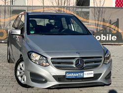 Silber Gebraucht 2015 Mercedes B180 Van / Kleinbus | 12.990 € (Guter Preis)